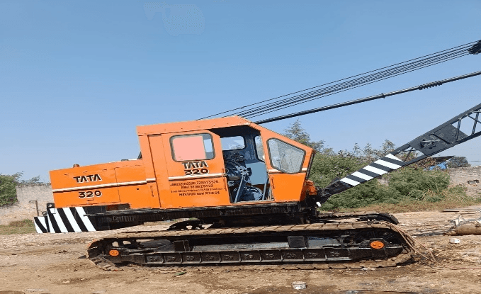 TATA P&H 320 CRANE