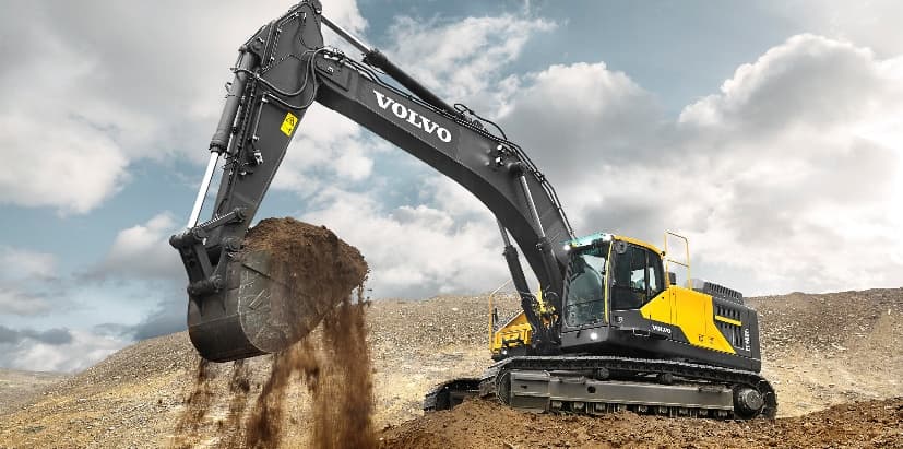 VOLVO EXCAVATOR - 480 C